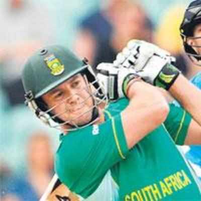 De Villiers stars as South Africa thrash Scotland