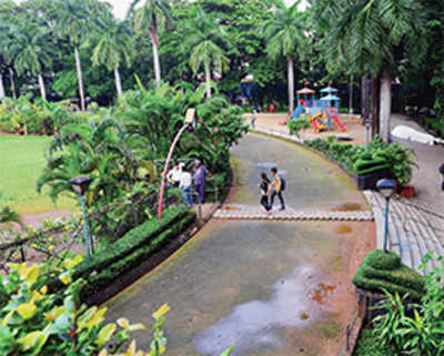 Clean and green, but Bandra park flunks time test