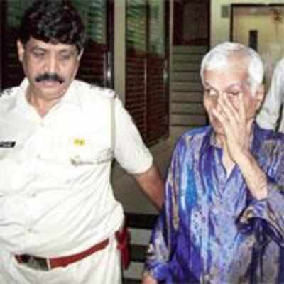 Cops arrest 74-yr-old pervert who raped and filmed 2 minors