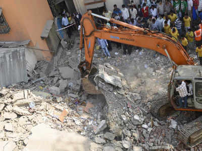 7-storey building collapses in Mumbai; 6 rescued, many feared trapped