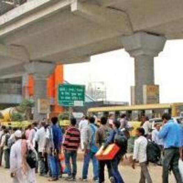 Odd-even smooth sailing but Noida chokes on Metro