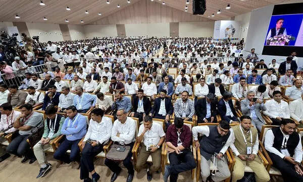 CM announces 8 Smart GIDC estates for south Gujarat