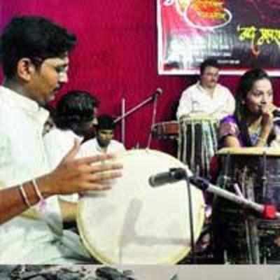 Maharashtra's folk music wins audience's heart