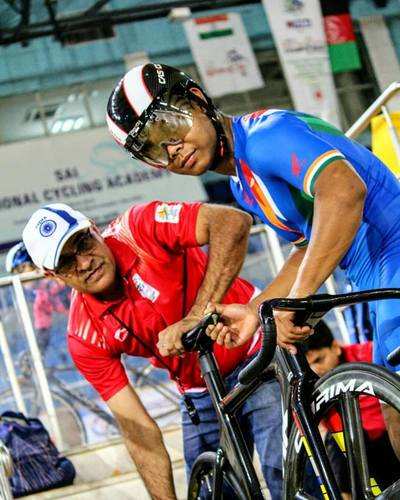 India's Esow Alben wins silver at World Junior Track cycling Championship