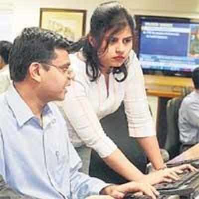 Expect consolidation at these market levels: Experts