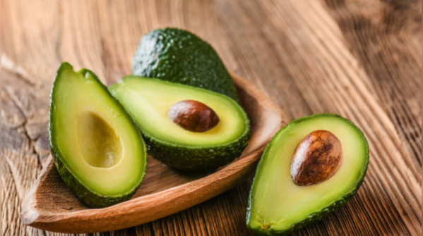 An avocado toast a day can nourish the skin with hyaluronic acid