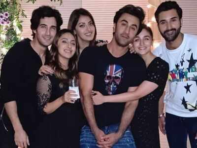 All about Alia and Ranbir's PDA moments at Akansha's birthday party