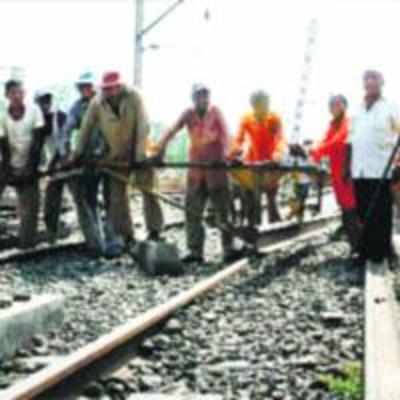 Mega block to affect Up slow line between Kalyan and Thane today