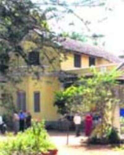 Mission Bungalow not sold: Bishop