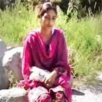 J&K police rescue woman from militants' clutches