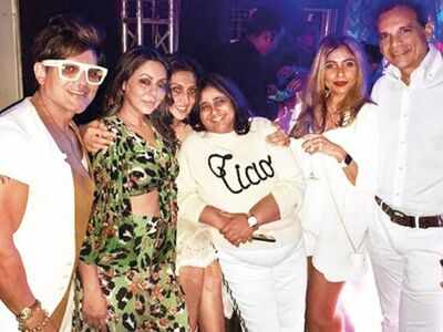 Gauri Khan, Renu Chainani, Kajal Anand, Yash Birla among others attend Jeh Wadia's son Jahangir's 16th birthday