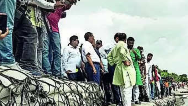 WRD minister inspects anti-erosion work at Bagaha