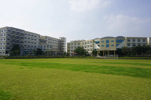 2)-building