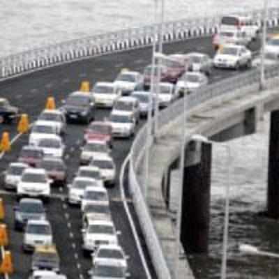 Deora files RTI to put sea link in fast lane