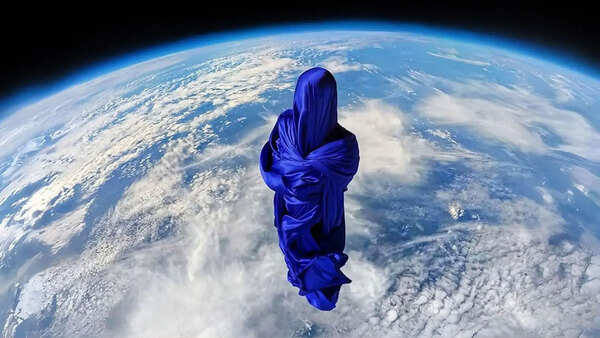Space just got a new resident: Silk, wind, and lots of drama