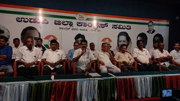Karnataka: Congress back to its favourite haunt of 'padayatra politics' from February 22