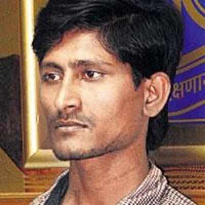 '˜Thane thief would blackmail his homosexual partners'