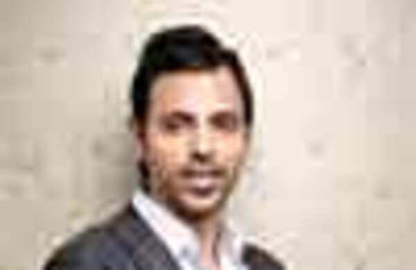 Mukul Deora to make film on The White Tiger