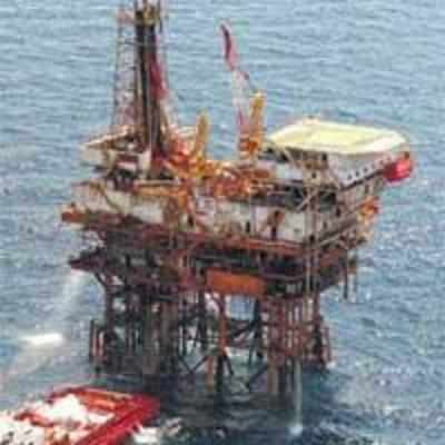 '˜LeT may target oil installations'