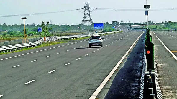 Road to be taken: Pay Rs 275 to drive on 63km-long Lucknow-Kanpur e-way