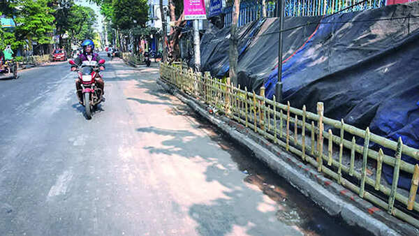 Rubble removed from spot but sand a threat in Kolkata's Tala