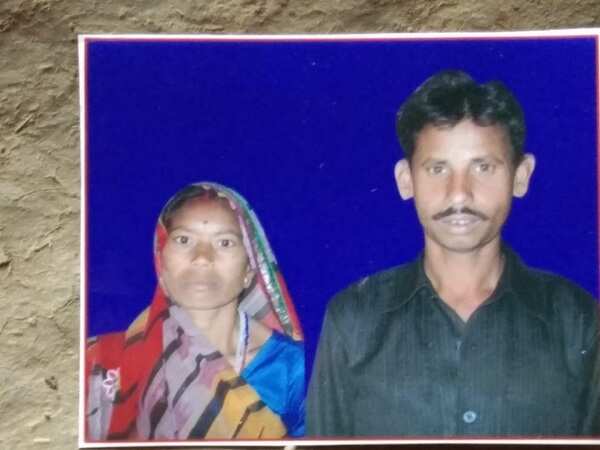 Labourer couple cycling home to Chhattisgarh from UP run over on Shaheed Path