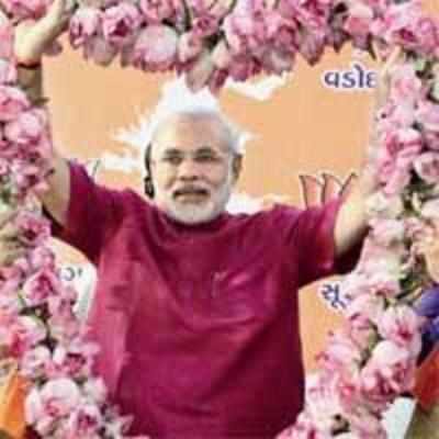 Many in BJP sneer at Modi's larger-than-life image