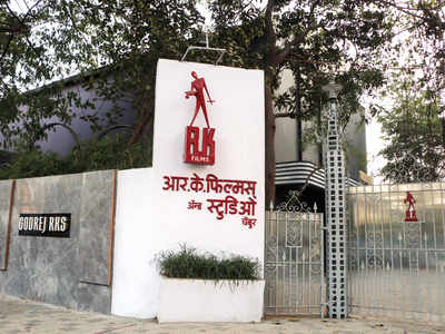 Committee asks state to preserve RK Studios gate, banner