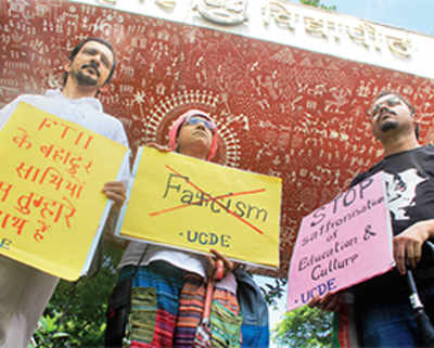 FTII protest echoes in city
