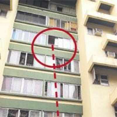 75-year-old jumps to death from Colaba flat