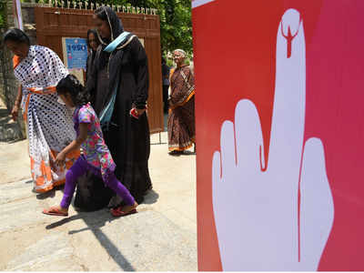 Women voters to get sanitary pads at 'sakhi matdan kendras'