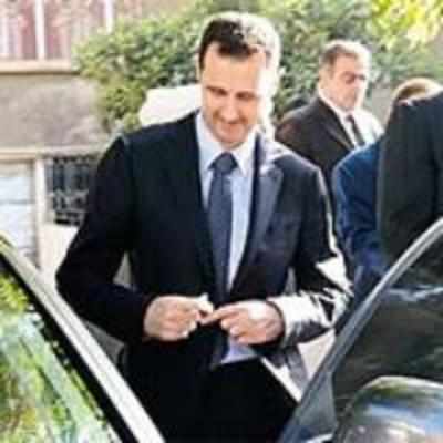 Assad shown unharmed ?after rebels claim attack