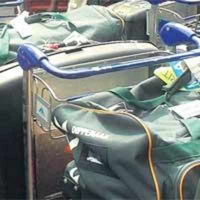 Illegal loaders at airport set up '˜fine fund'