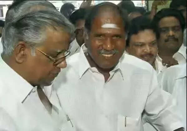 Rift widens in ruling, opposition fronts in Pondy; AINRC chief skips alliance meet