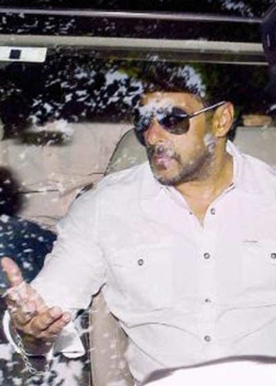 Bollywood actor Salman Khan found guilty; sentenced to 5 years in jail