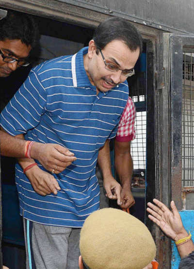 Saradha scam: Suspended Trinamool MP Kunal Ghosh attempts suicide in jail