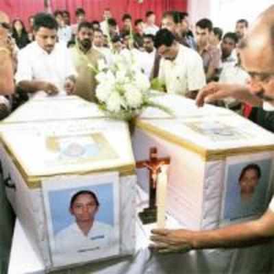 Bengal govt to build memorial for AMRI Hospital fire victims