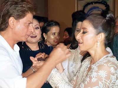 Manisha Koirala turns 48 with a filmy party