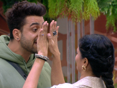 Bigg Boss 14: Kavita Kaushik, Aly Goni get into an ugly fight over house rules