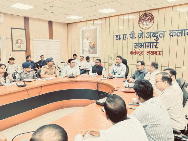 Urge people to participate in census via digital platforms: DM to officials