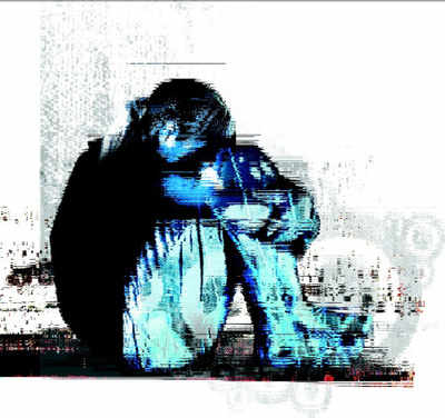 Mira Road: 19-yr-old boy stripped, beaten over affair with girl; 4 held