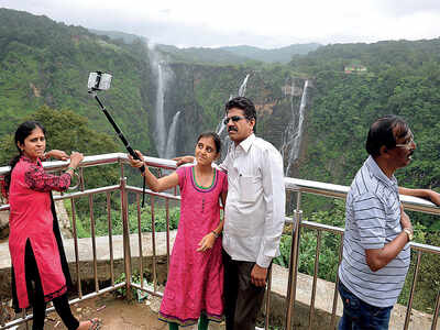 Time allowed to see Jog Falls? Just 4 hours