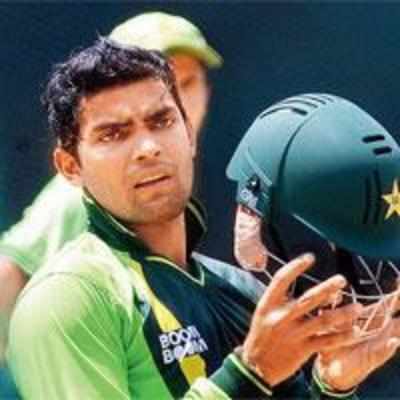 Pakistan still undecided on whom to hand gloves