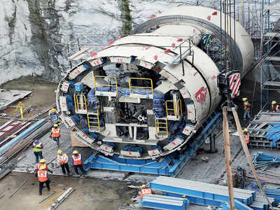 Metro to dig deep with German, Chinese boring machines