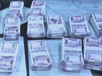 Gurugram: Cops arrest 2 people for carrying fake currency worth Rs 1.20 crore 