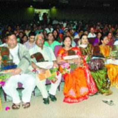 Teachers from civic schools honoured