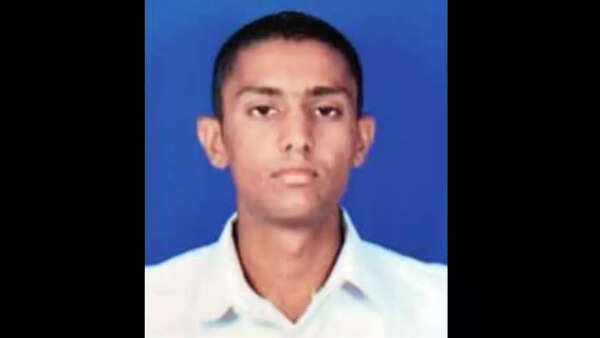 Sarvottam Jeevan Raksha Padak for late navy sailor