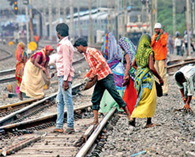 Stretched rly staff struggling to maintain tracks, says union