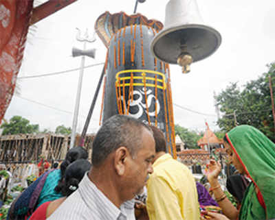 Four devotees of Shiva