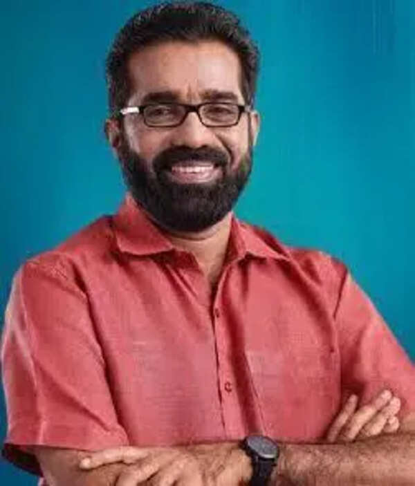 H Salam criticizes G Sudhakaran through social media post